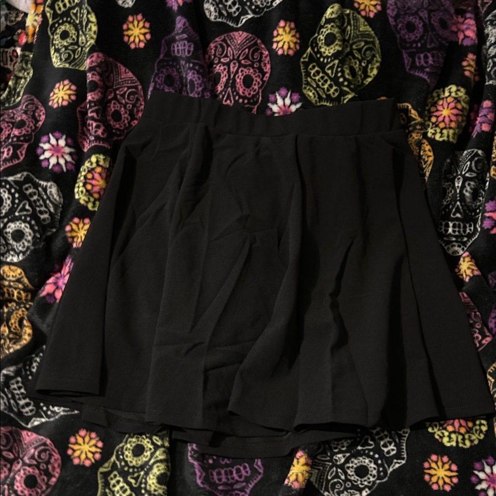 Elegant Women's Black Skort